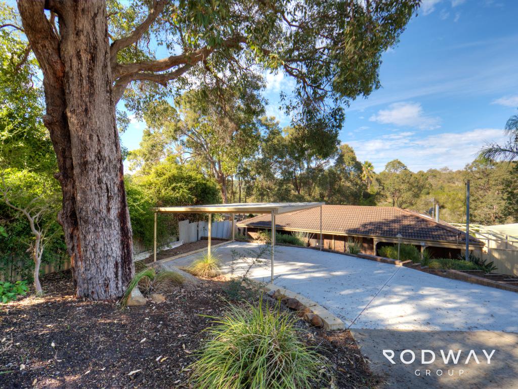 4 Barranduna Dr, Mount Nasura, WA 6112