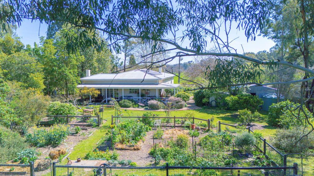 217 Schlapps Rd, Gapsted, VIC 3737