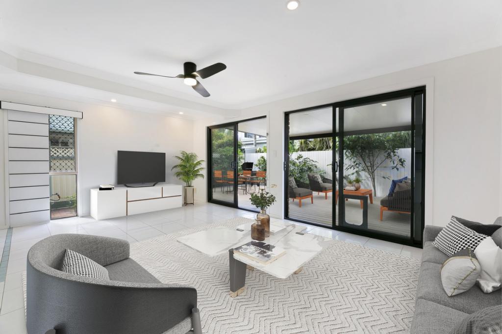 2/103 Nobby Pde, Miami, QLD 4220