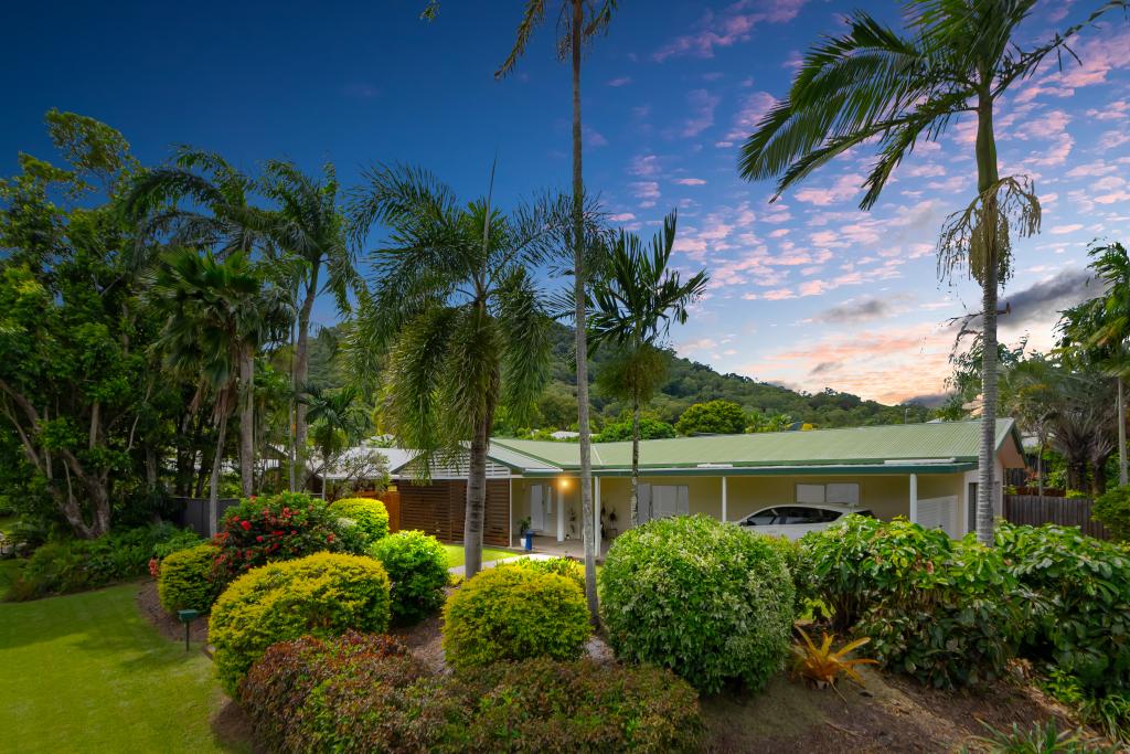 2 Kitava St, Trinity Beach, QLD 4879