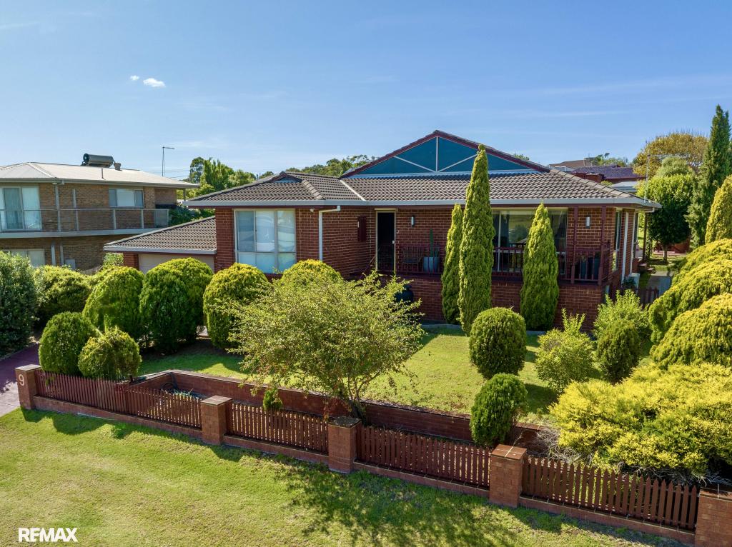 9 Stirling Dr, Lakes Entrance, VIC 3909
