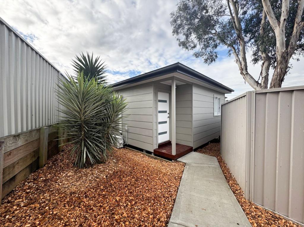 61a Donalbain Cct, Rosemeadow, NSW 2560