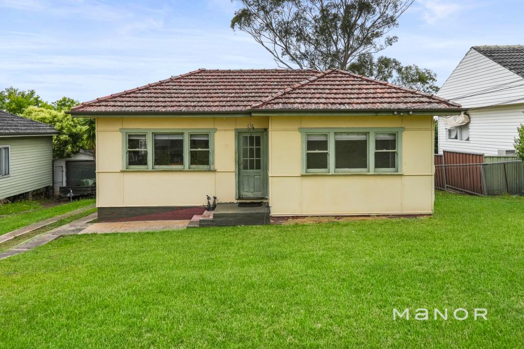 8 Bellevue St, Blacktown, NSW 2148