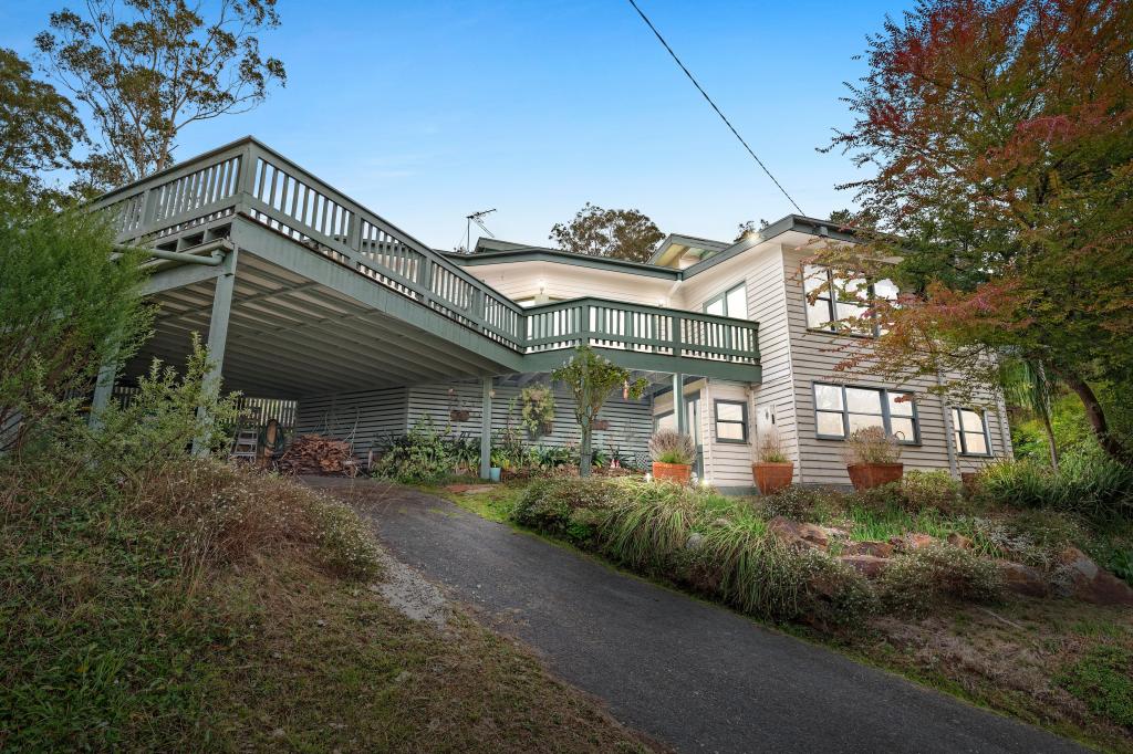 27 SUMMIT RD, LILYDALE, VIC 3140