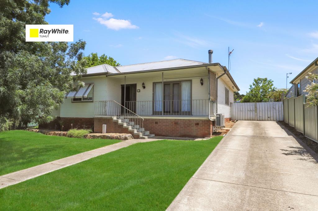 183 Capper St, Tumut, NSW 2720