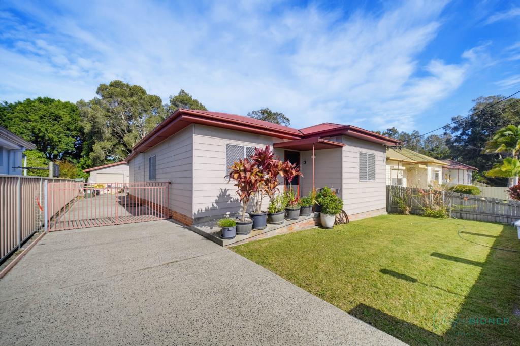 16 Middle St, Forster, NSW 2428