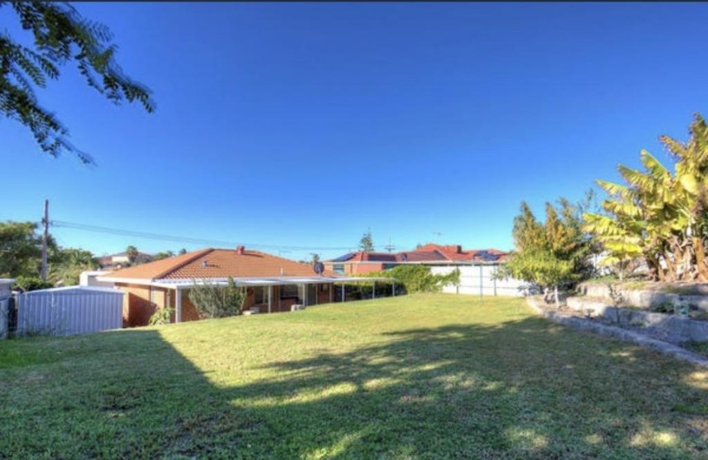 19 Southsea Rd, Quinns Rocks, WA 6030