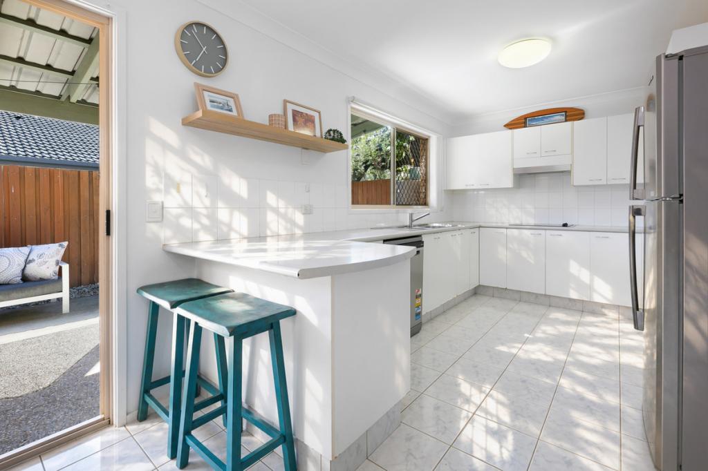 11/12-16 Bottlewood Ct, Burleigh Waters, QLD 4220