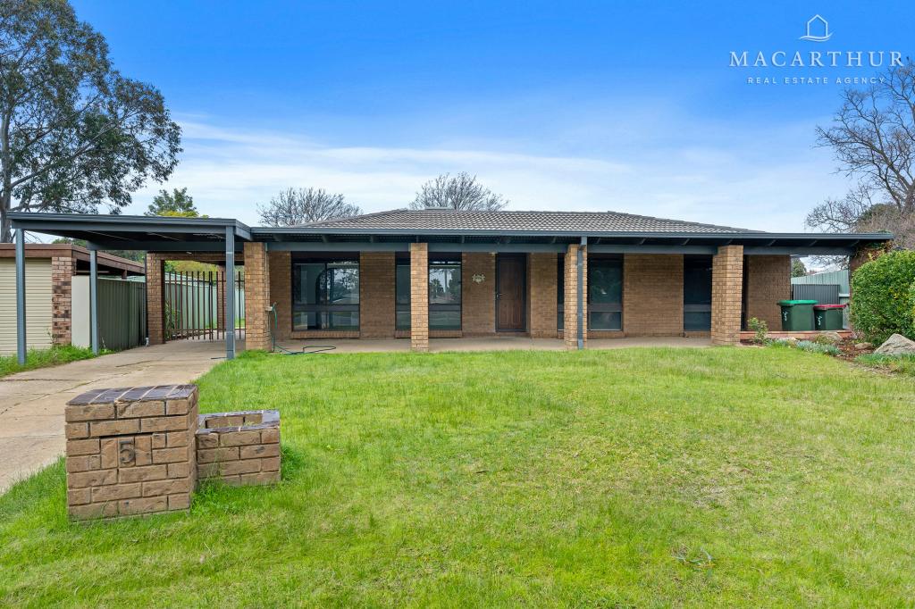 5 Jannali Pl, Glenfield Park, NSW 2650