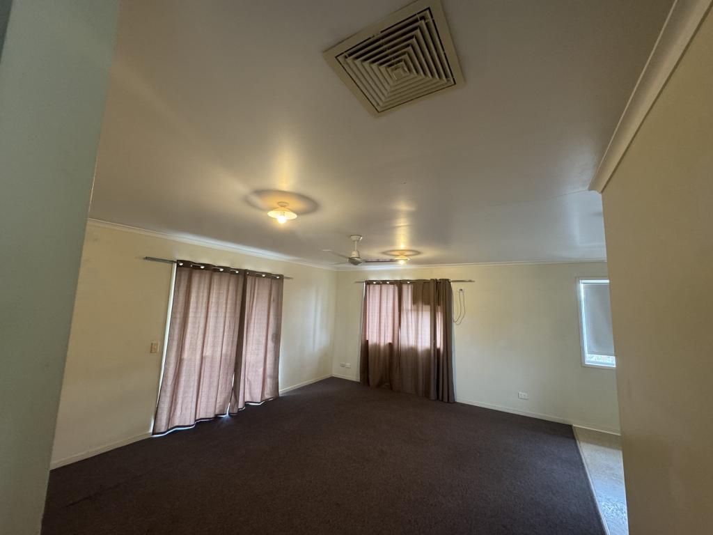 1/46 Shannon Dr, Moranbah, QLD 4744