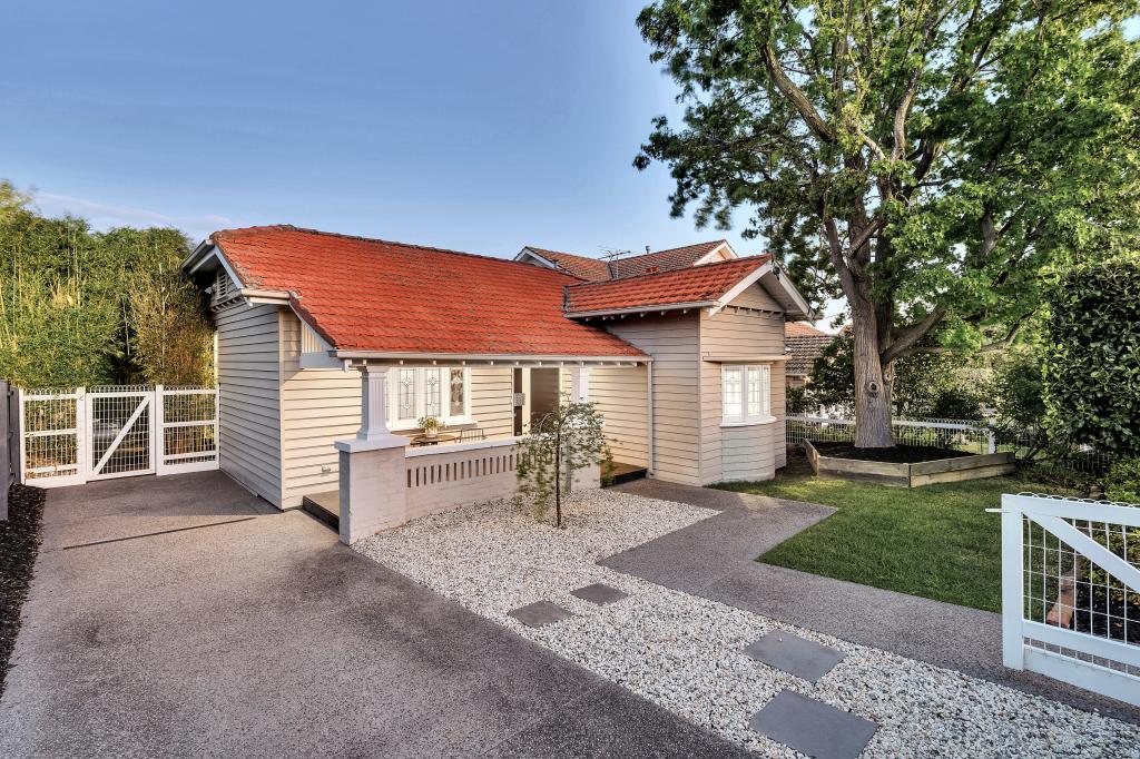 17 Brunel St, Aberfeldie, VIC 3040