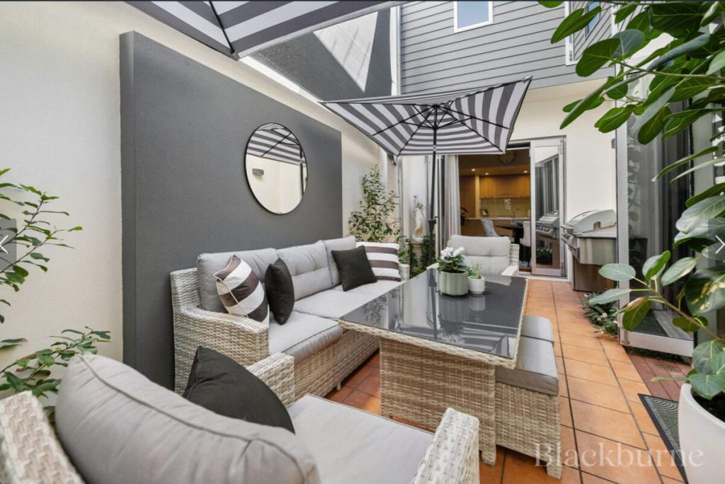 11a Raphael St, Subiaco, WA 6008