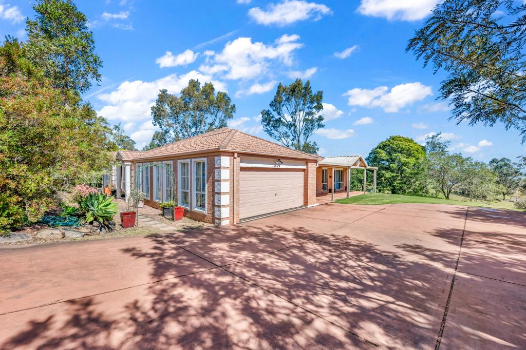 295 Aberglasslyn Rd, Aberglasslyn, NSW 2320