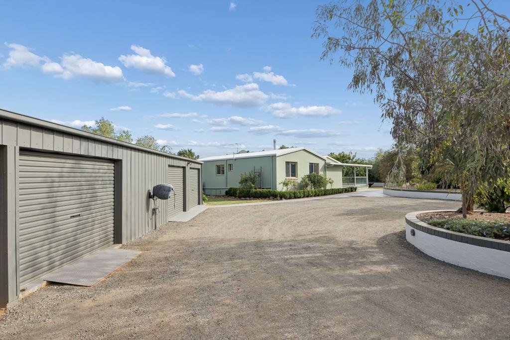 39 Saines Estate Rd, Young, NSW 2594