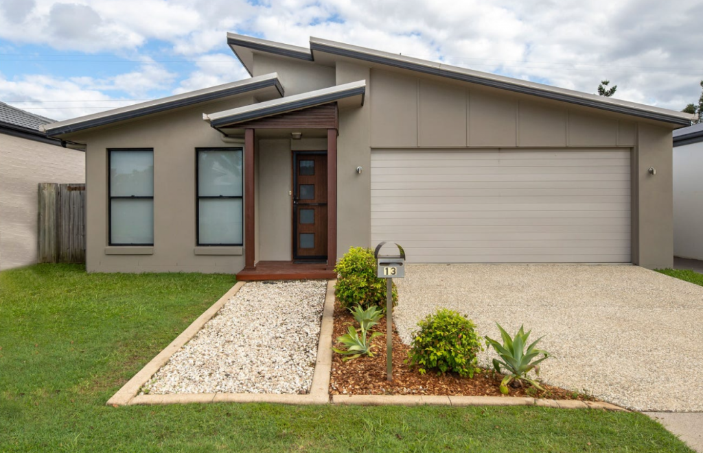 13 Ribbonwood St, Sippy Downs, QLD 4556