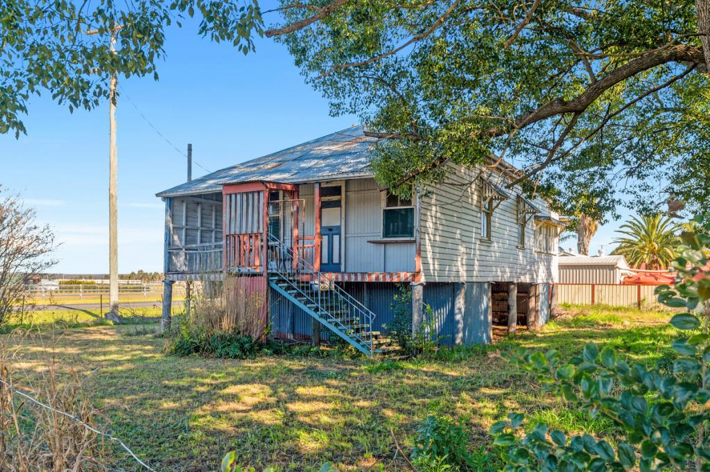2 Forde St, Allora, QLD 4362