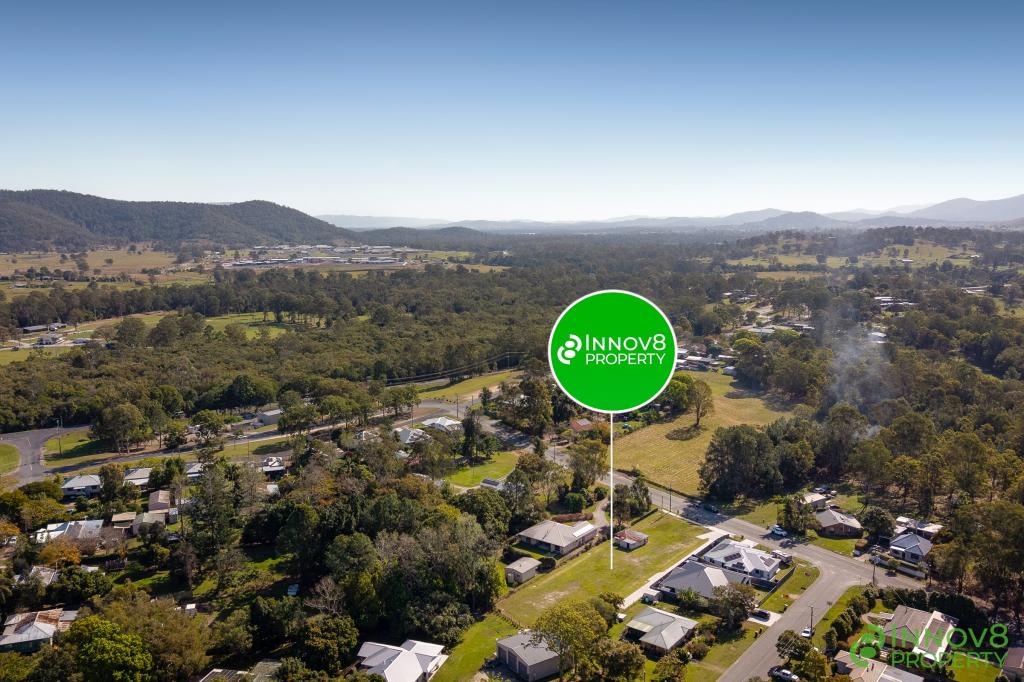 10 Leichhardt St, Woodford, QLD 4514