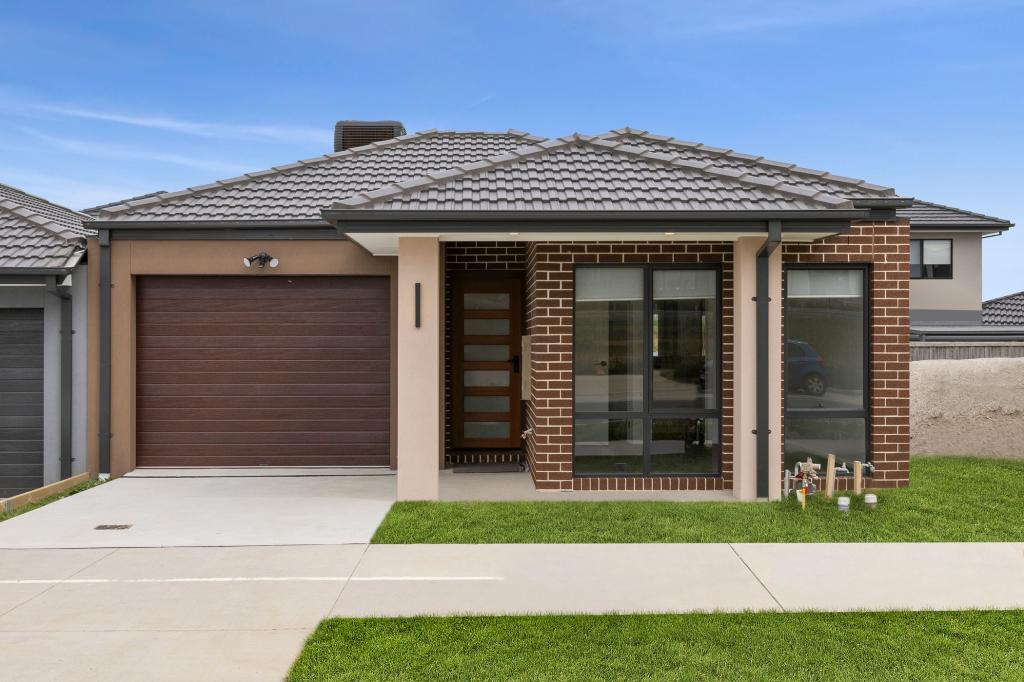 44 Hedgevale Dr, Officer, VIC 3809