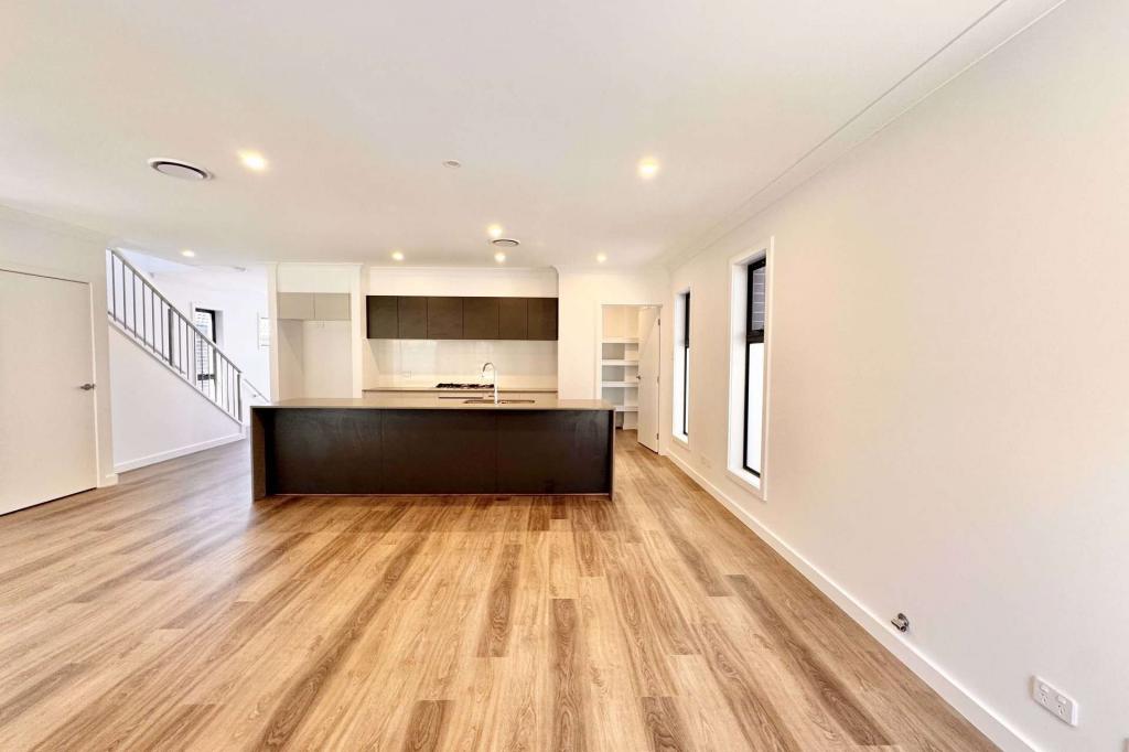 8 Murragauan St, Pemulwuy, NSW 2145