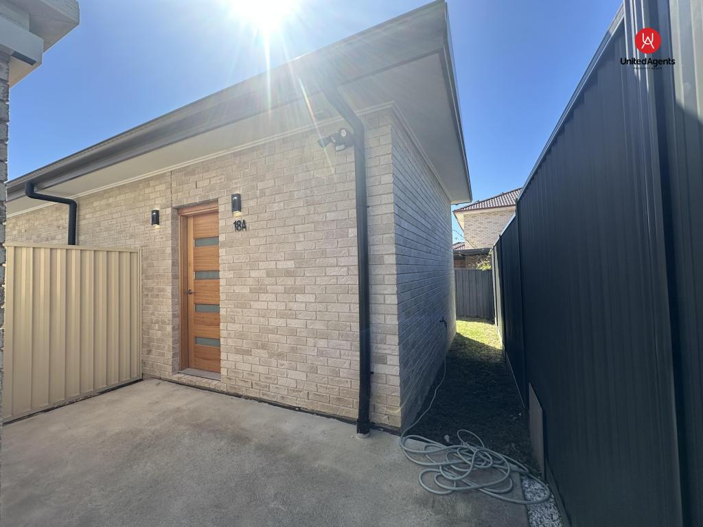 18a Romana Sq, Prestons, NSW 2170
