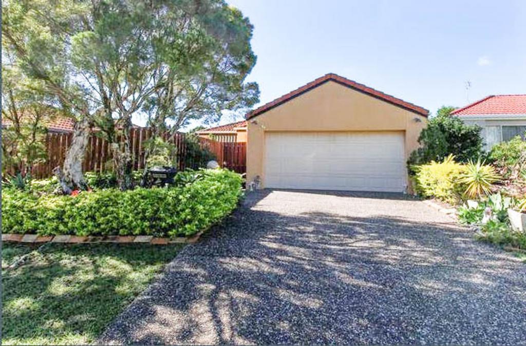 53 Tiger Dr, Arundel, QLD 4214