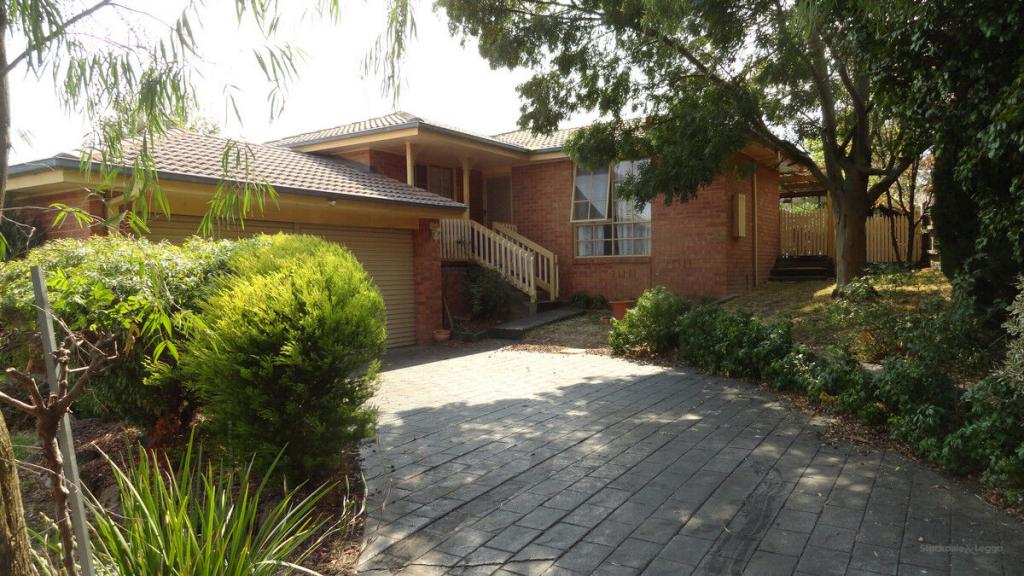 17 Nathan Ct, Pakenham, VIC 3810