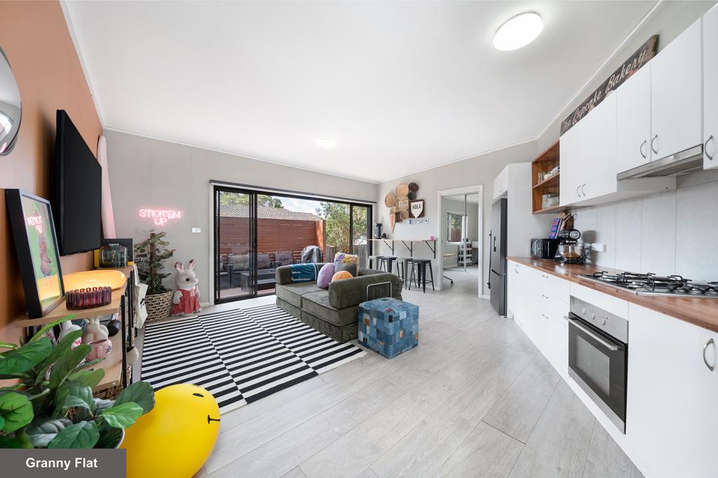 6 Creigan Rd, Bradbury, NSW 2560