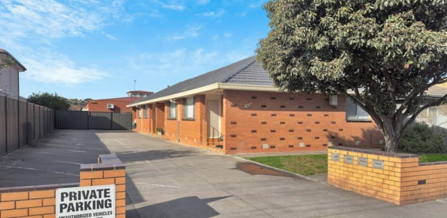 3/120 STATION ST, THOMASTOWN, VIC 3074