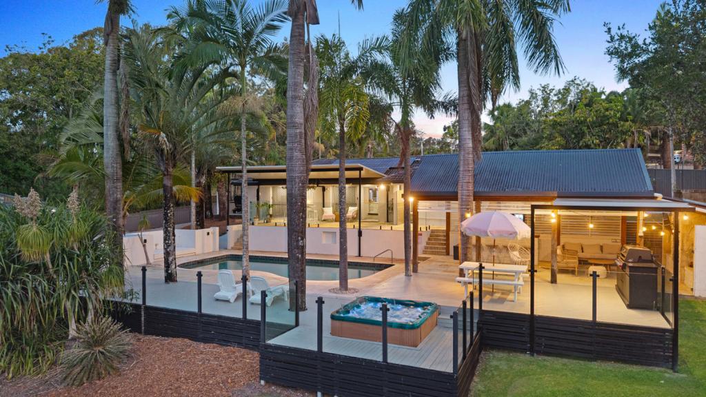 4 Kabra Ct, Worongary, QLD 4213