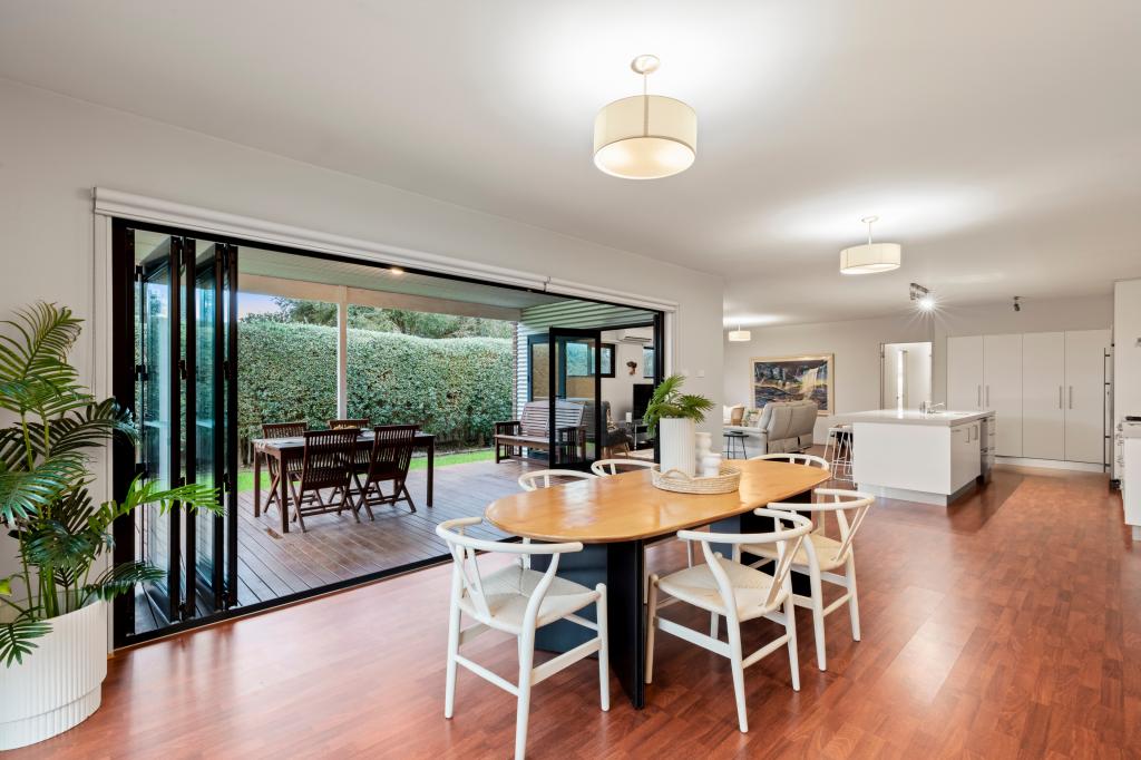 11 LAWRENNY CT, BARWON HEADS, VIC 3227