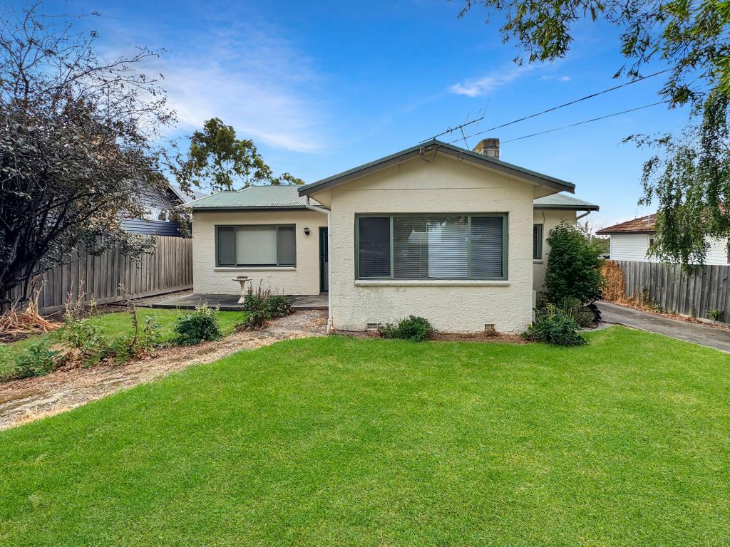 21 Marcus St, Highton, VIC 3216