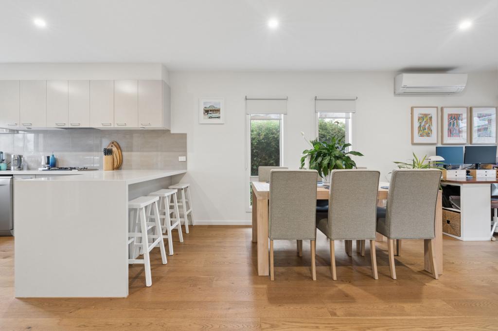 11 Mount Arthur Ave, Rosebud, VIC 3939