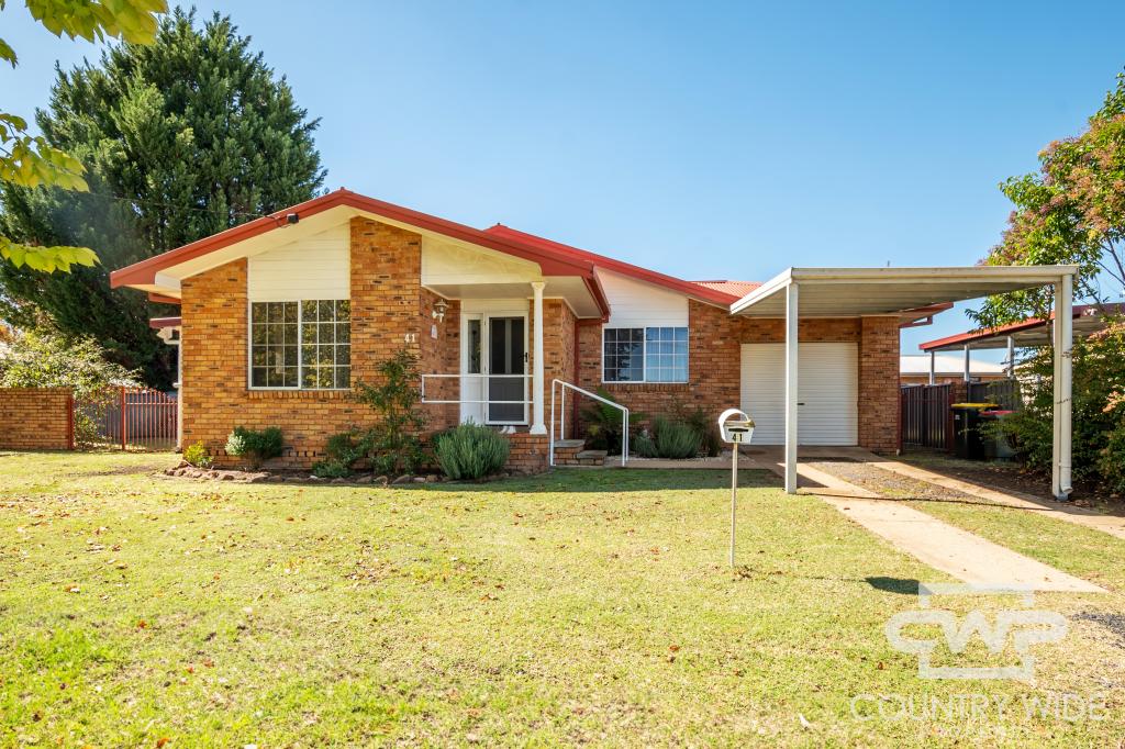 41 Derby St, Glen Innes, NSW 2370