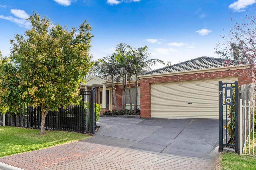 7 Ronald Ct, Somerville, VIC 3912