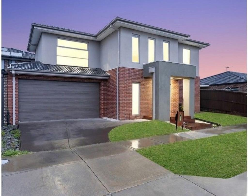 24 Highbury Rd, Clyde North, VIC 3978