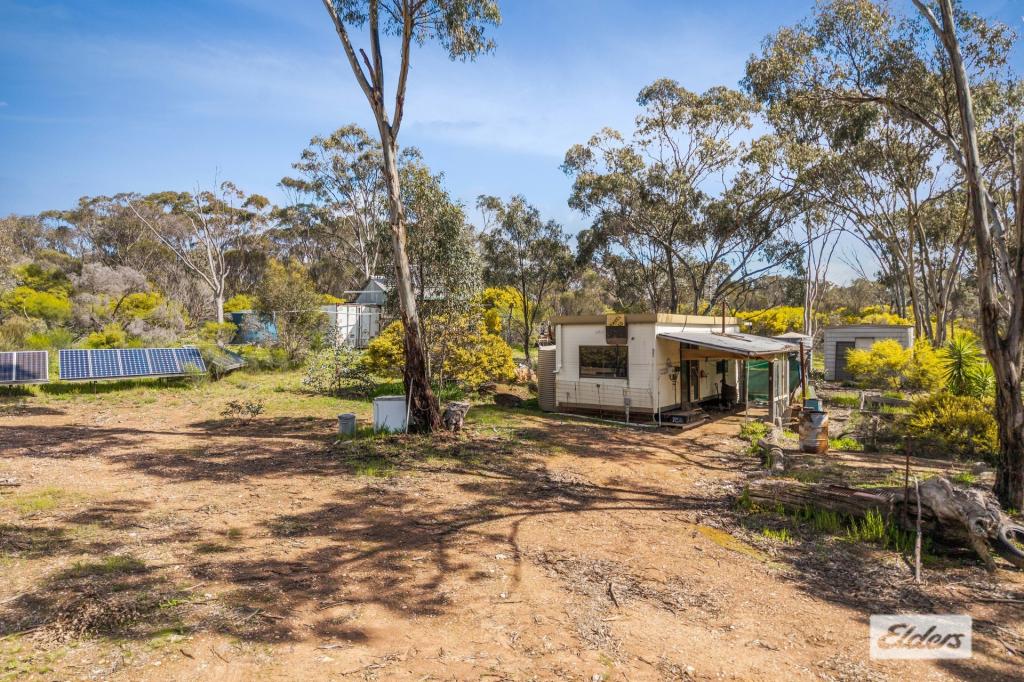 420 SCOTTS LANE, WEDDERBURN, VIC 3518
