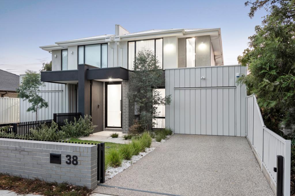 38 Macey Ave, Avondale Heights, VIC 3034