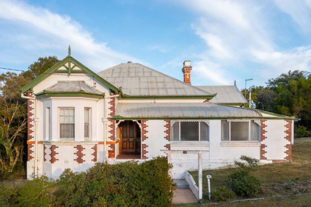 15 Macalister St, Ipswich, QLD 4305