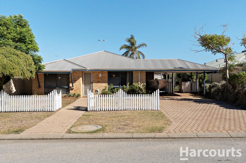 13 Lavender Gdns, Halls Head, WA 6210