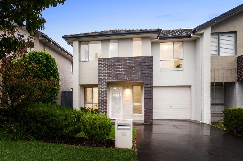 13 Lookout Cct, Stanhope Gardens, NSW 2768