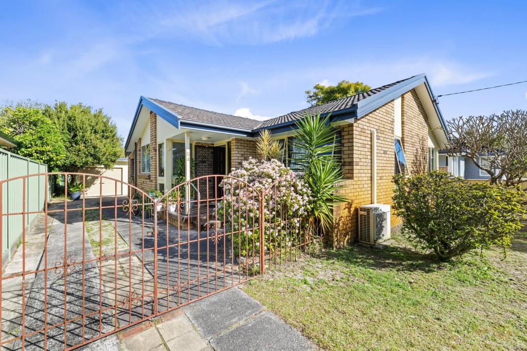 54 Florida Ave, Woy Woy, NSW 2256