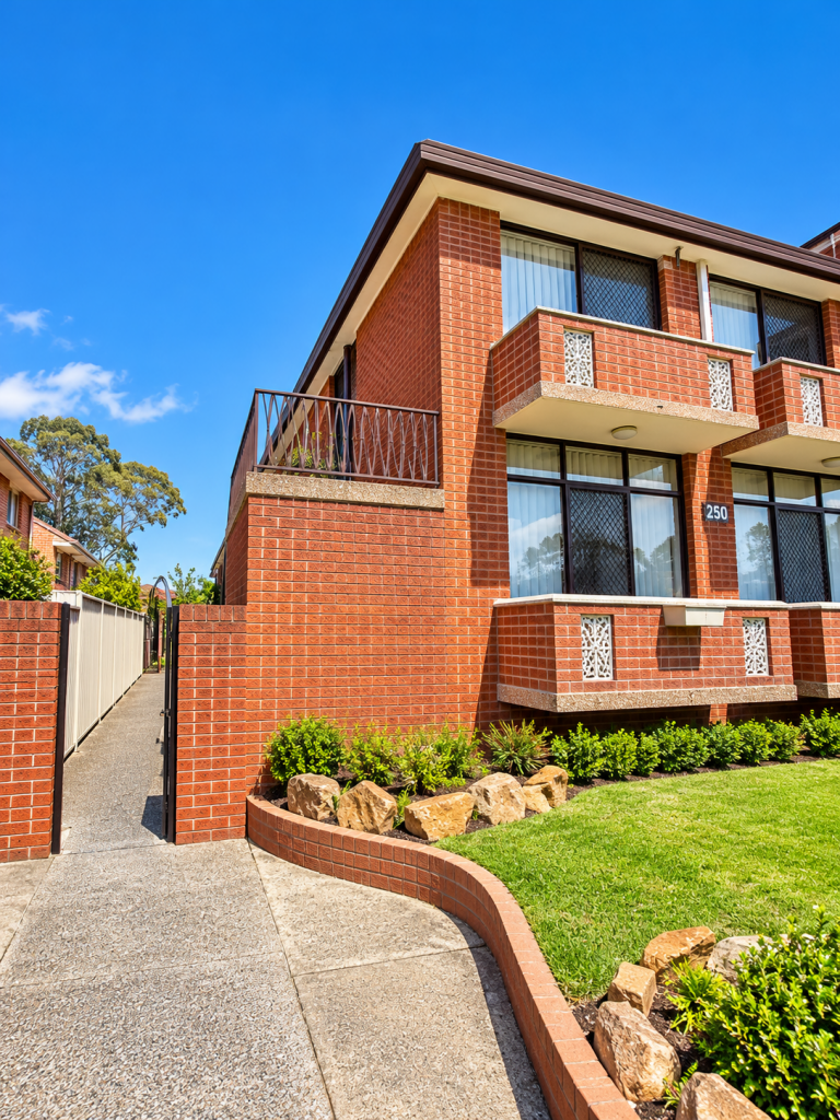 11/250 LAKEMBA ST, LAKEMBA, NSW 2195
