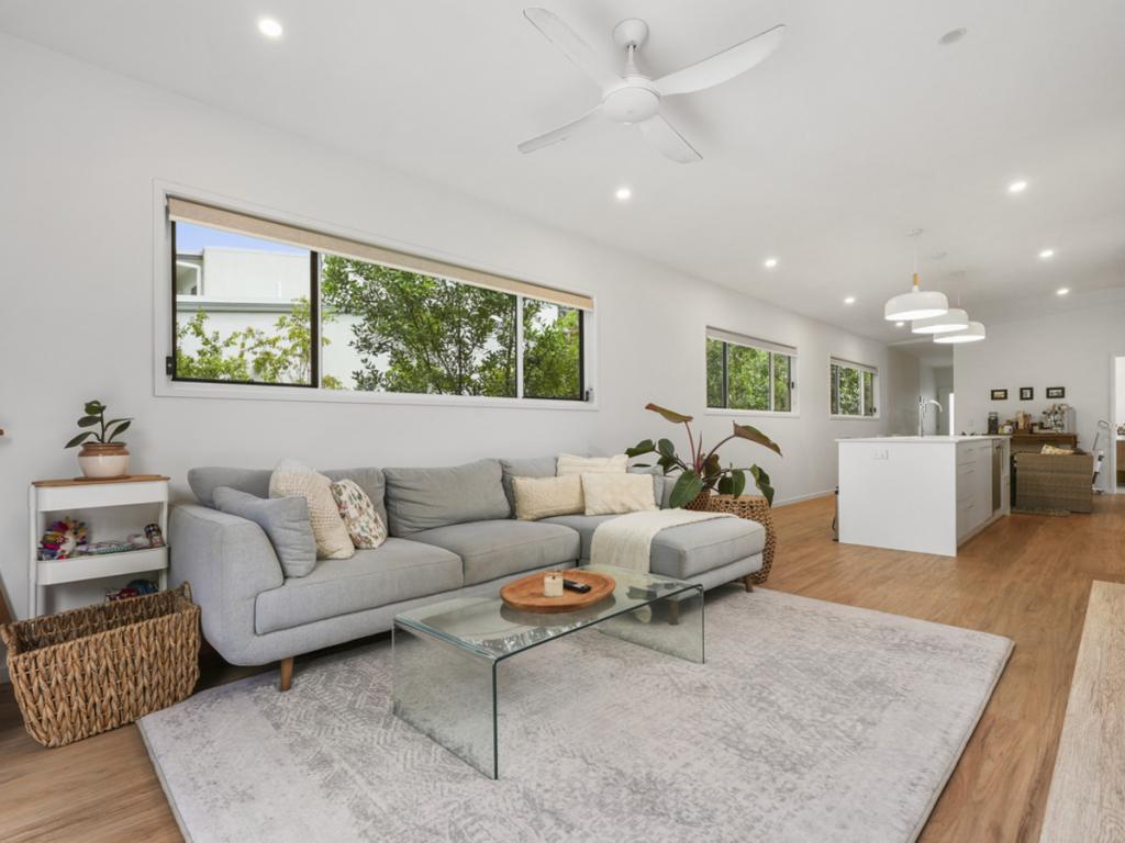 22 PALM FOREST CCT, FOREST GLEN, QLD 4556