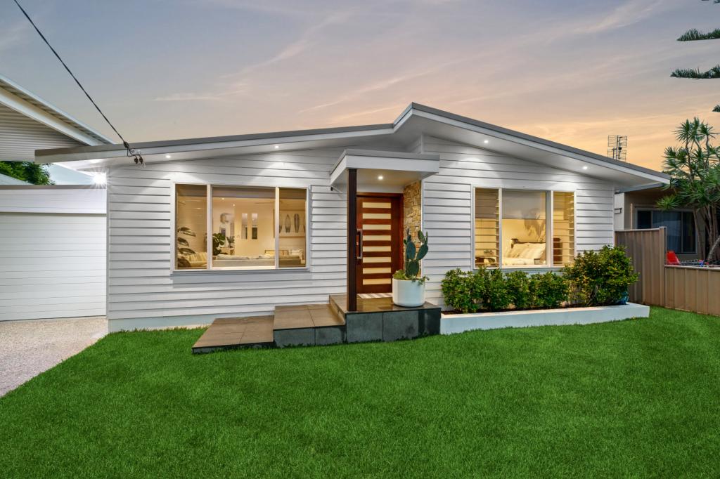 3 Dwyer Ave, Woy Woy, NSW 2256
