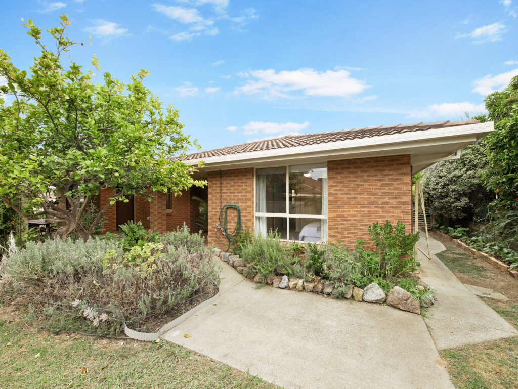 90 Willowglen Ct, West Albury, NSW 2640