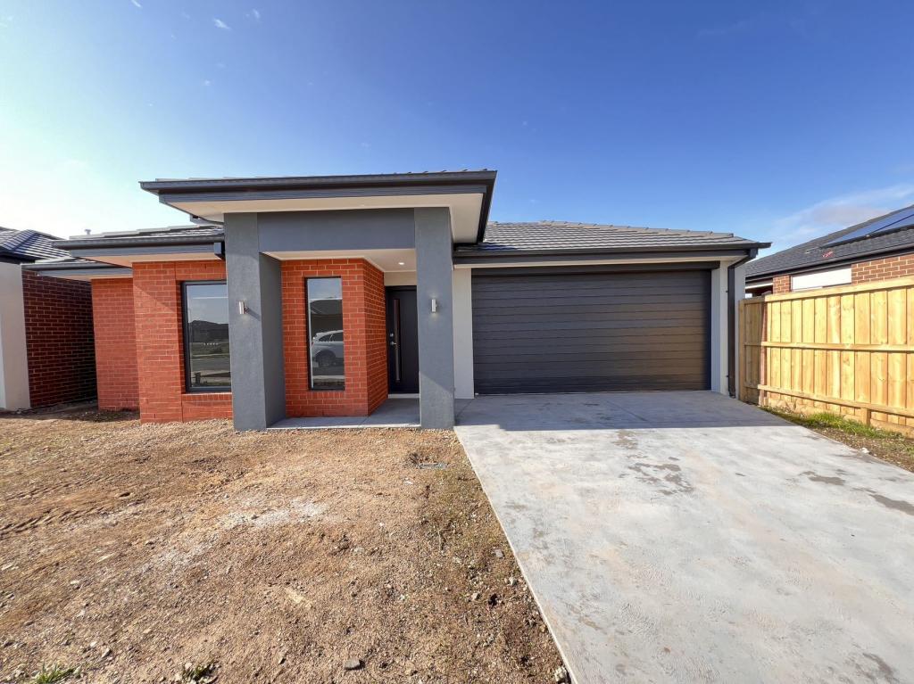 5 Valdes Ave, Winter Valley, VIC 3358