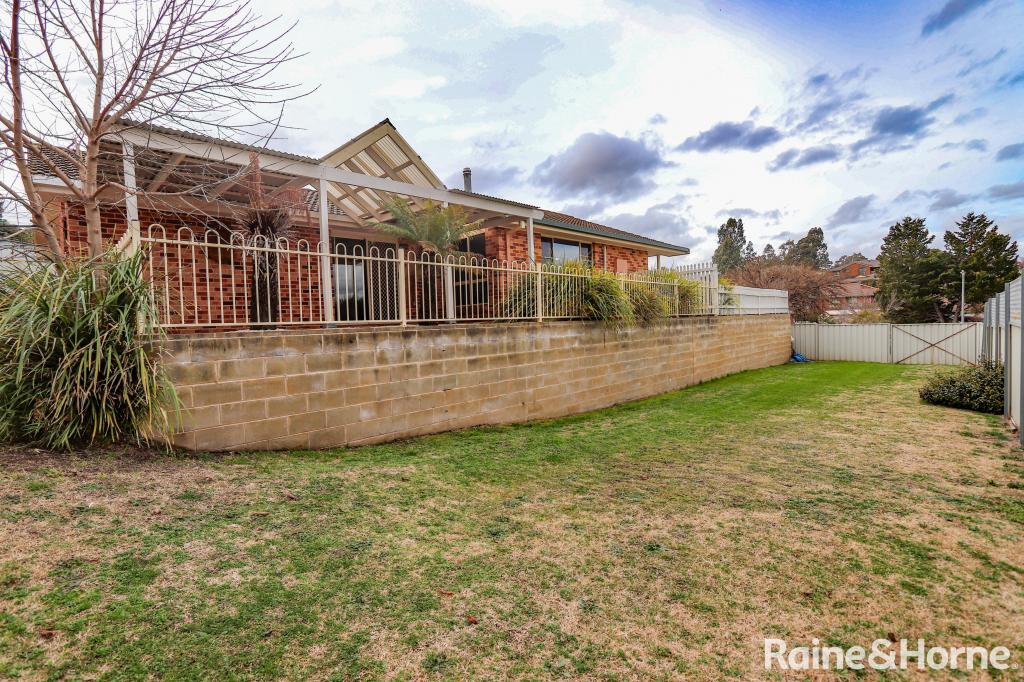 8 Wright Pl, Windradyne, NSW 2795