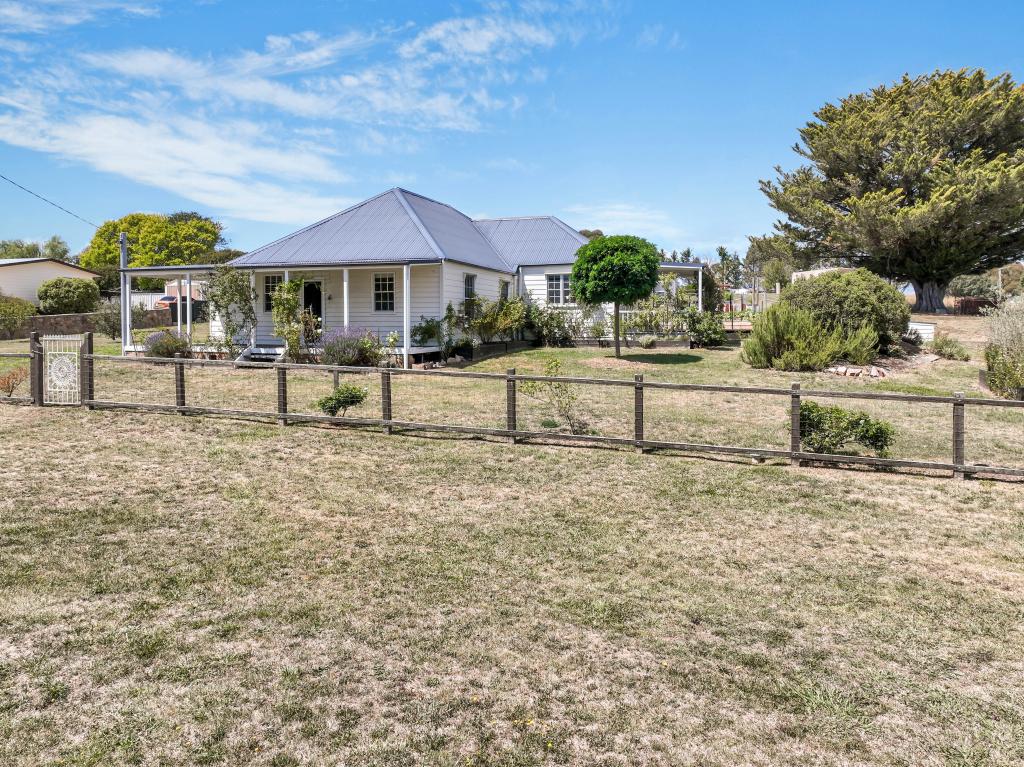 5 Hensleigh St, Delegate, NSW 2633