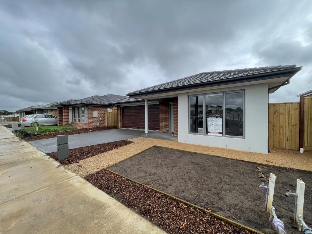 42 Worn Rd, Charlemont, VIC 3217