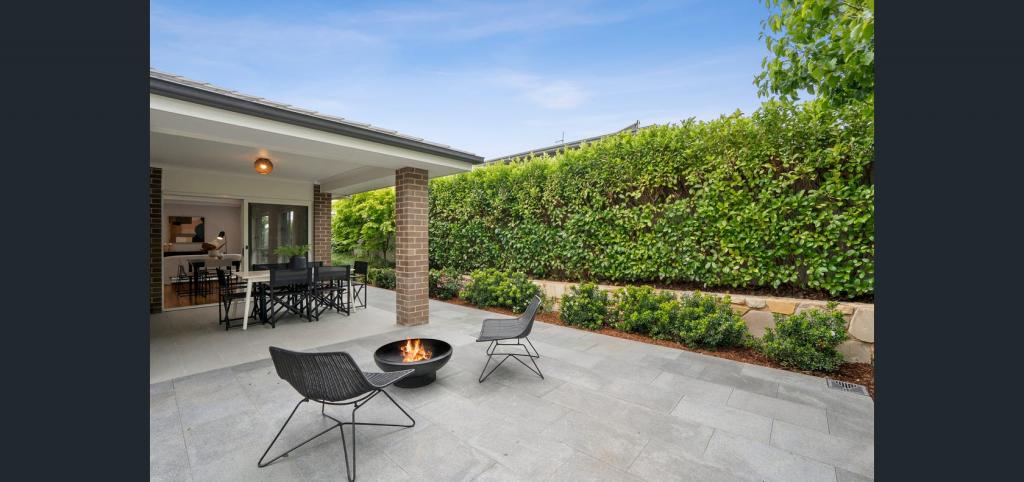 5 Utz St, Coombs, ACT 2611